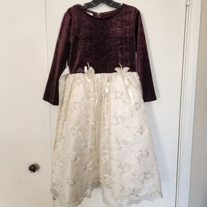 Velveteen & Lace Dress Size 8